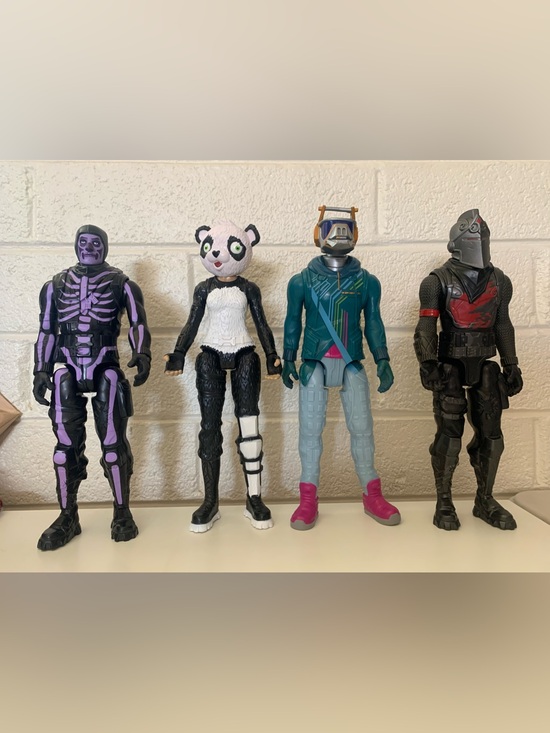 Fortnite Other - Epic Games Fortnite Squad Mode Victory Series 12" posable action figures 4 fig.